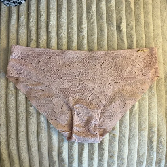 Juicy Couture Blush Pink Lace Panties - Picture 2 of 5